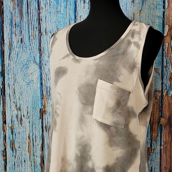 white Birch Tie Dye Tank Short Lounge Set - Picture 5 of 8